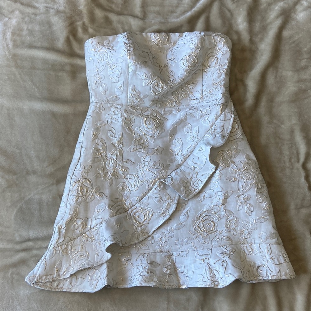 LuLu’s white & silver flower designed dress